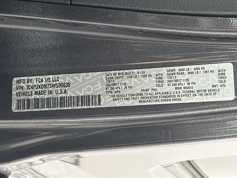 Used 2025 Jeep Wrangler Unlimited Sport AWD/4WD image 12