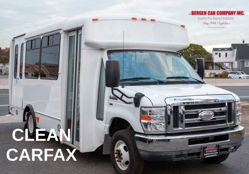 Used 2014 Ford E-350 and Econoline 350 Super Duty RWD image 4