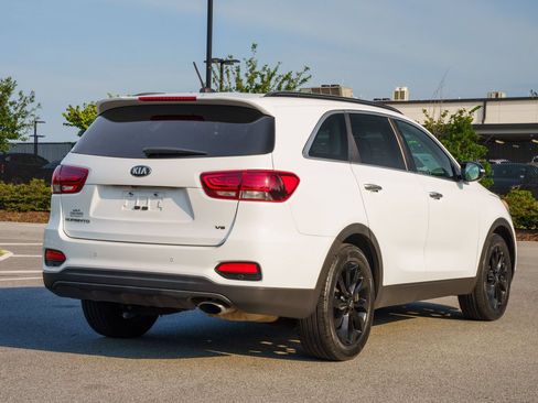 Used 2020 Kia Sorento S FWD image 7