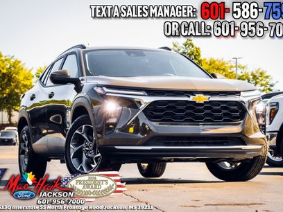 Used 2024 Chevrolet Trax LT w/ Driver Confidence Package