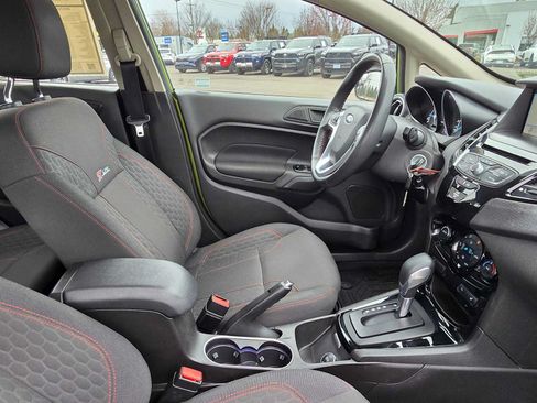 Used 2019 Ford Fiesta ST-Line w/ ST Line Cold Weather Package FWD image 10