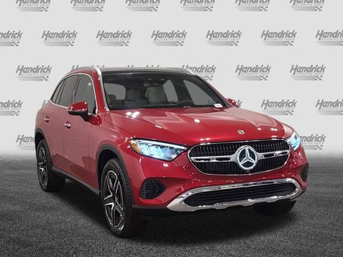 New 2026 Mercedes-Benz GLC 300 image 2