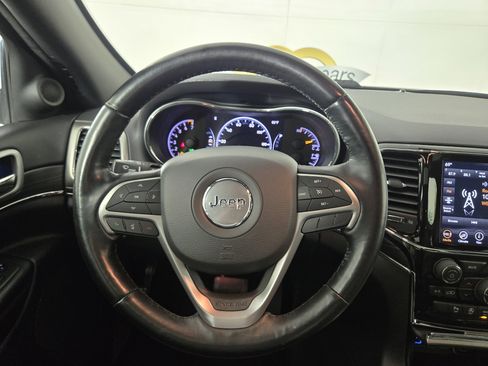 Used 2021 Jeep Grand Cherokee Limited image 14