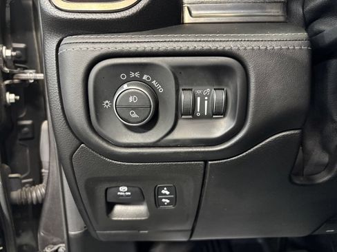 Used 2020 RAM 1500 Limited w/ Advanced Safety Group AWD/4WD image 14