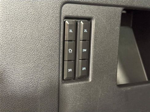 Used 2024 Ford Expedition Max Limited AWD/4WD image 37