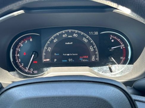 Used 2024 Toyota RAV4 LE FWD image 28