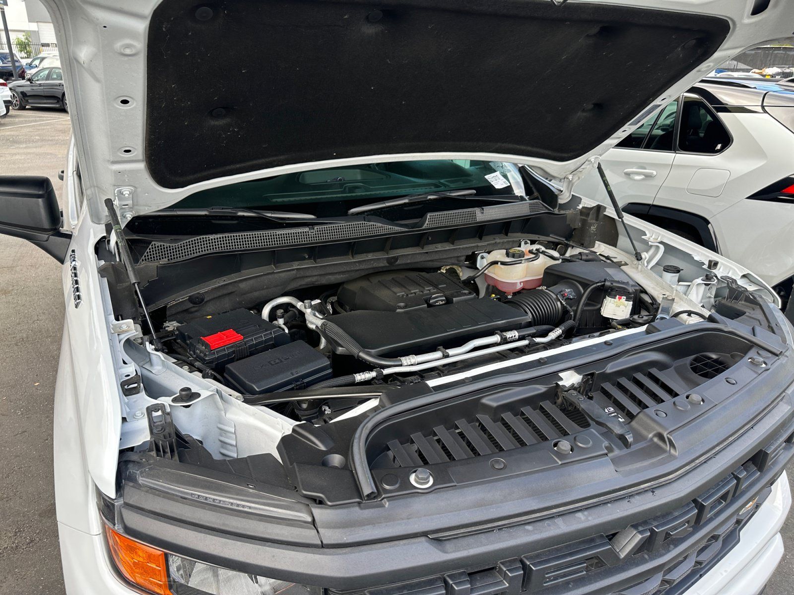 Used 2025 Chevrolet Silverado 1500 Custom RWD image 27