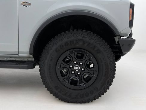 Used 2023 Ford Bronco Wildtrak AWD/4WD image 37