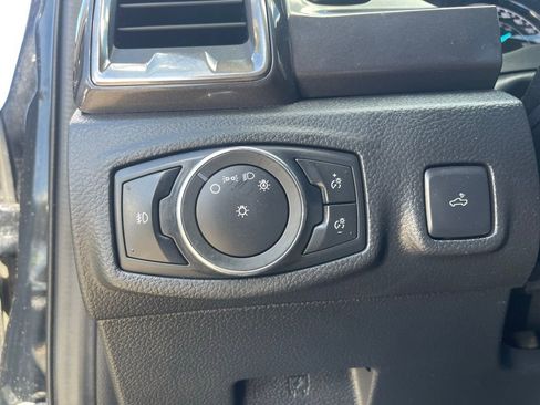 Used 2022 Ford Ranger Lariat w/ Equipment Group 501A High image 14