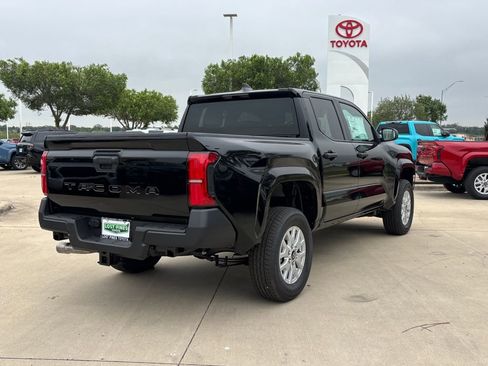 New 2026 Toyota Tacoma SR RWD image 4