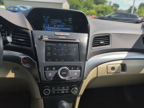 Used 2018 Acura ILX FWD image 20
