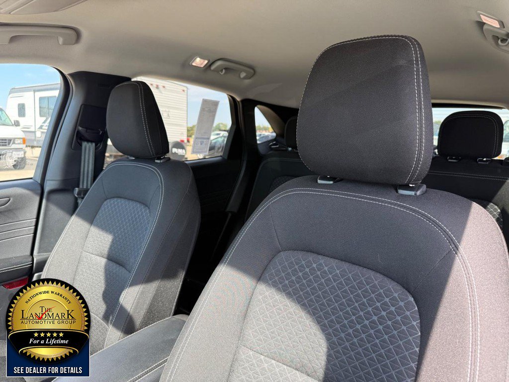 Used 2025 Ford Escape Active FWD image 9