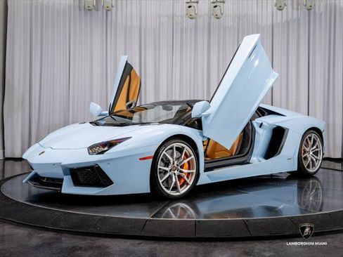 Used 2015 Lamborghini Aventador LP 700-4 AWD/4WD image 16