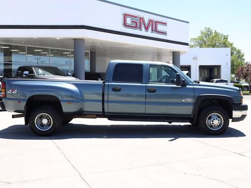 Used 2007 Chevrolet Silverado 3500 LT w/ Heavy-Duty Power Package AWD/4WD image 7