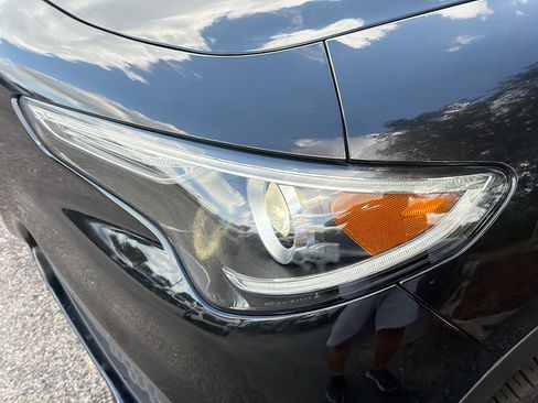 Used 2020 Alfa Romeo Stelvio image 9