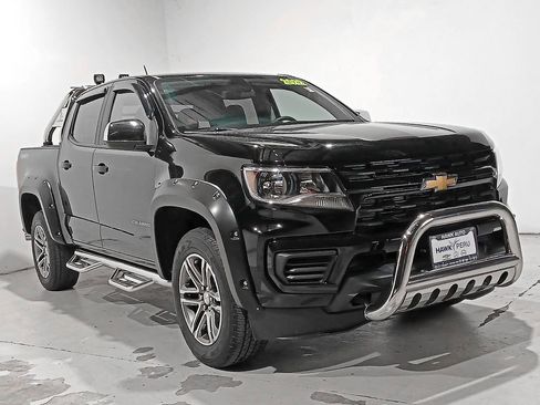 Used 2022 Chevrolet Colorado W/T w/ Custom Special Edition AWD/4WD image 31
