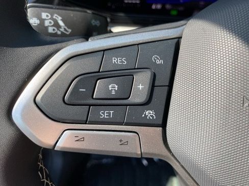 New 2025 Volkswagen Taos S image 27