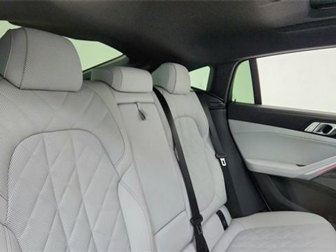 Used 2026 BMW X6 M60i image 26