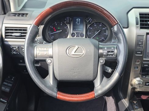 Used 2014 Lexus GX 460 w/ Premium Package AWD/4WD image 19