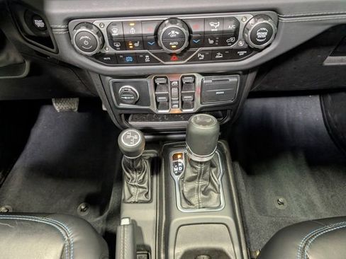 Used 2024 Jeep Wrangler High Altitude image 22