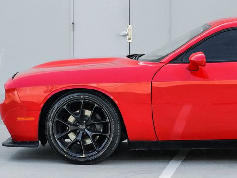 Used 2023 Dodge Challenger GT RWD image 17