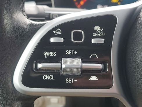 Used 2022 Mercedes-Benz GLE 350 4MATIC image 12