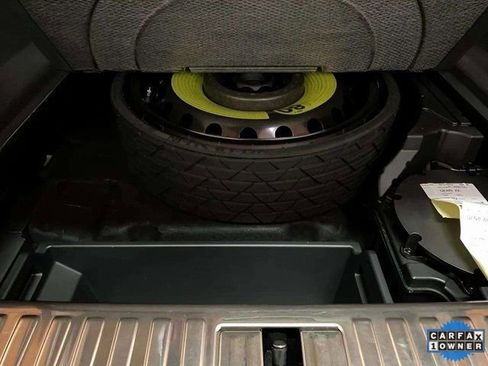 Used 2023 Audi e-tron Premium Plus image 92