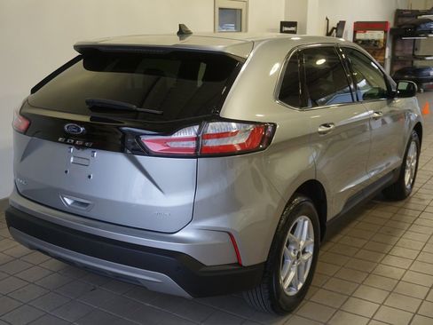 Used 2023 Ford Edge SEL image 14
