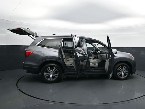 Used 2016 Honda Pilot EX-L image 32