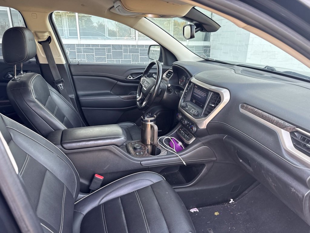 Used 2020 GMC Acadia Denali AWD/4WD image 19