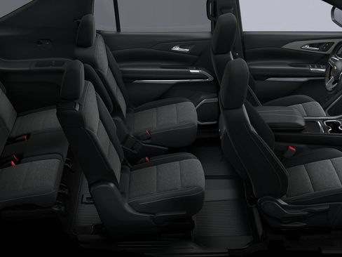 New 2027 Chevrolet Traverse LT FWD image 7