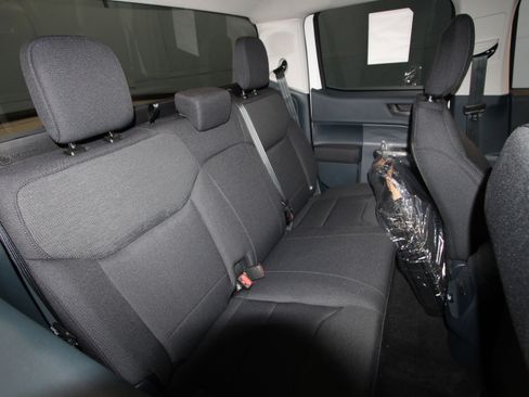 New 2025 Ford Maverick XL image 19