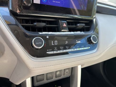 Used 2023 Toyota Corolla Cross LE image 26