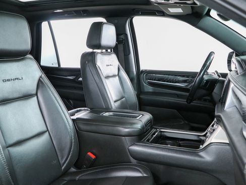 Used 2021 GMC Yukon Denali AWD/4WD image 31