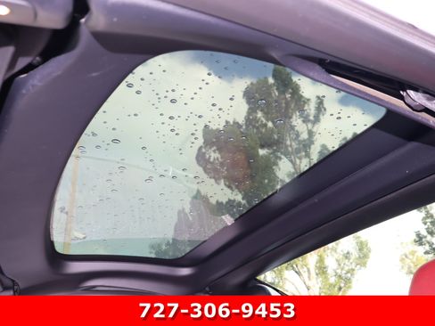 Used 2016 Mercedes-Benz SLK 300 image 4