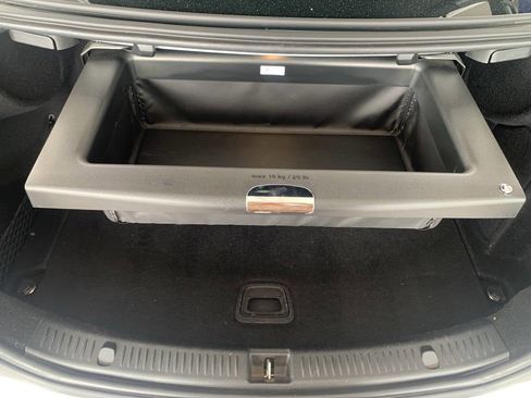Used 2017 Mercedes-Benz E 300 image 18