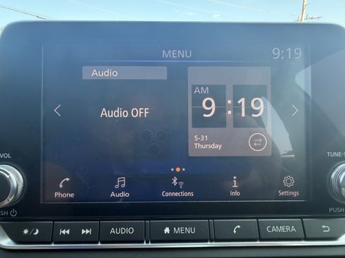 Used 2019 Nissan Altima 2.5 SR w/ SR Premium Package FWD image 16