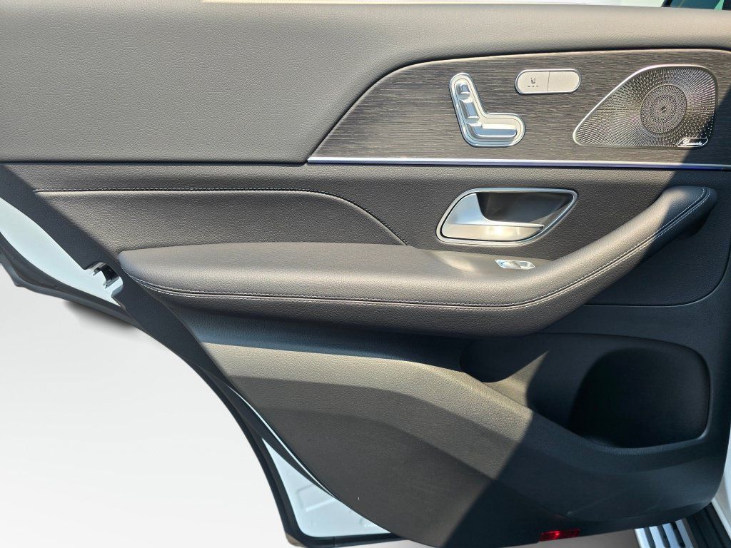 New 2026 Mercedes-Benz GLE 450 4MATIC image 18