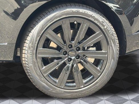 New 2026 Land Rover Range Rover SE AWD/4WD image 11
