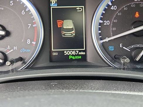 Used 2019 Toyota Highlander Limited AWD/4WD image 21