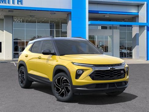 Used 2024 Chevrolet TrailBlazer RS w/ Driver Confidence Package image 31