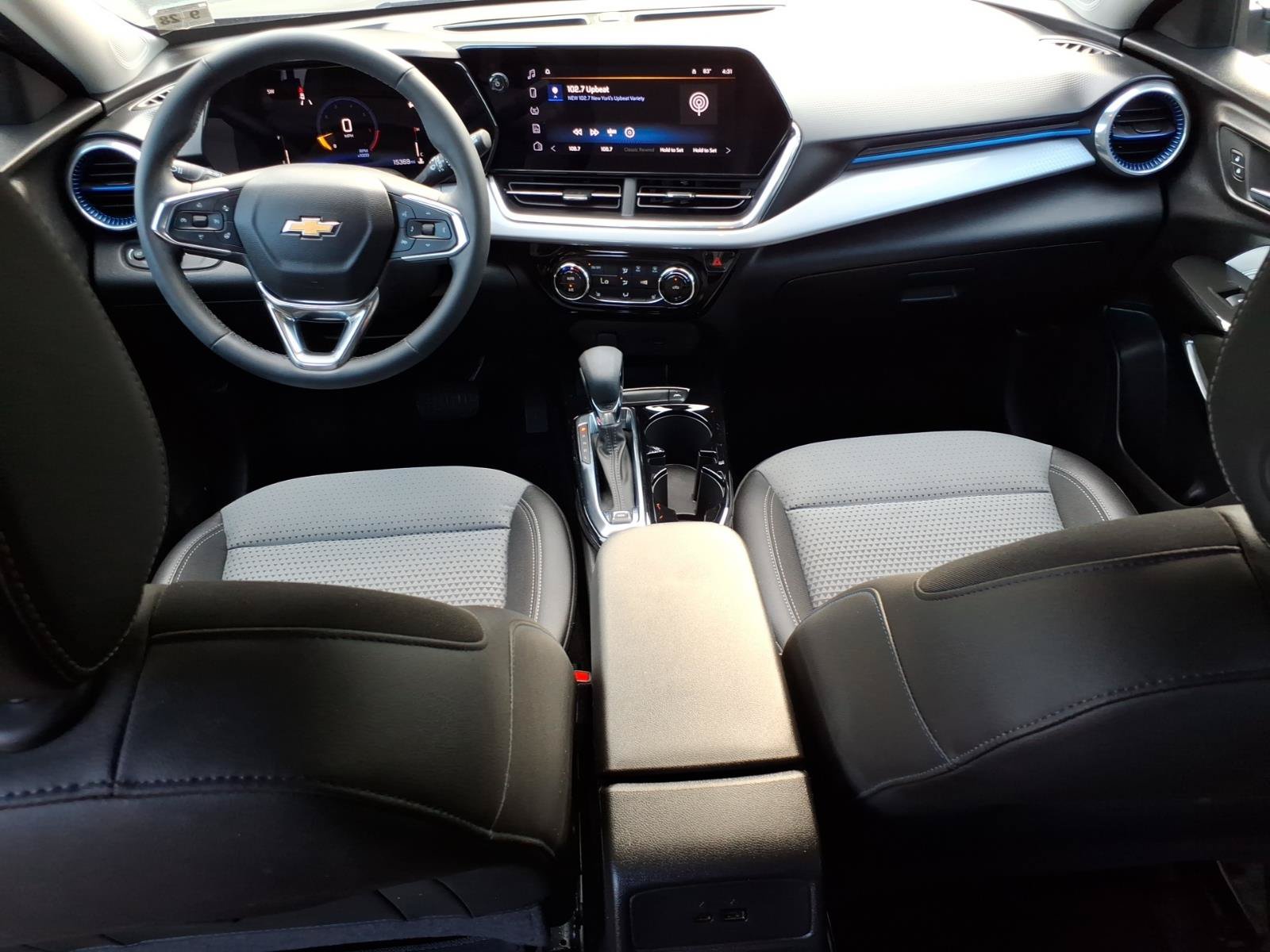 Certified 2024 Chevrolet Trax LT w/ Driver Confidence Package FWD image 12