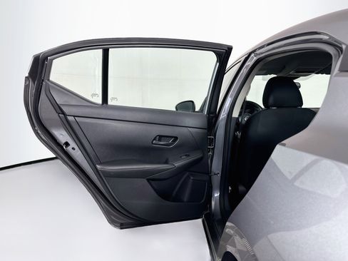 Used 2024 Nissan Sentra S FWD image 25