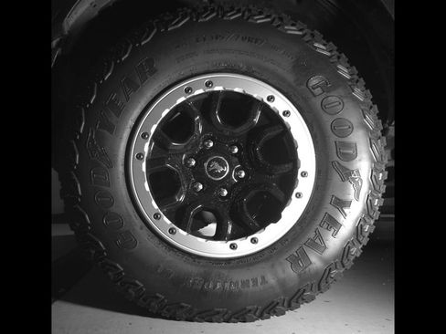 Used 2024 Ford Bronco Badlands AWD/4WD image 10
