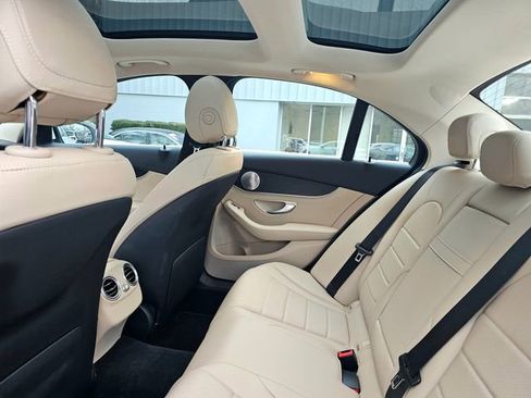 Used 2015 Mercedes-Benz C 300 4MATIC Sedan image 12