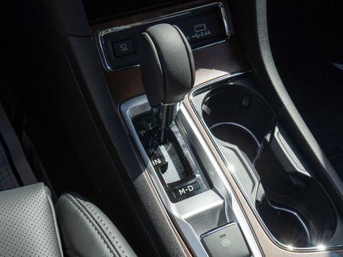 New 2025 Subaru Ascent Touring w/ Popular Package #2 image 13