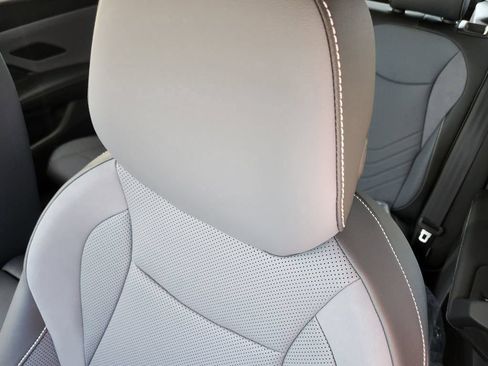 New 2026 Volkswagen Tiguan SE AWD/4WD image 6