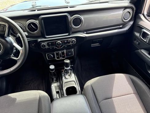 Used 2023 Jeep Wrangler Unlimited Sahara AWD/4WD image 21