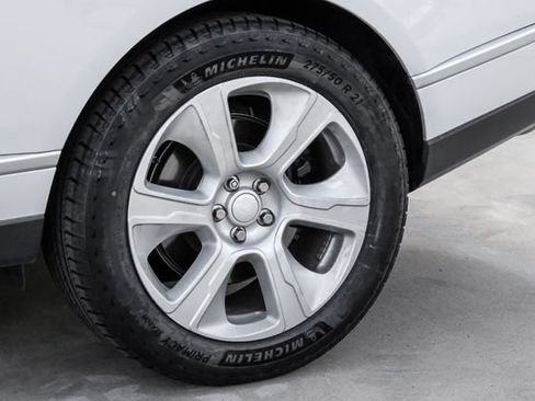 Used 2019 Land Rover Range Rover Supercharged AWD/4WD image 68