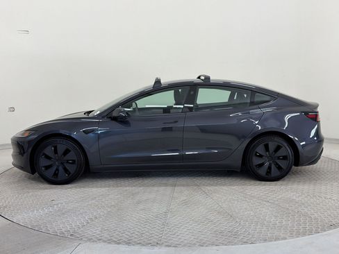 Used 2025 Tesla Model 3 Long Range RWD image 2